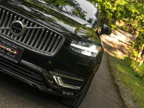 Used 2025 Volvo XC90 B6 Ultra w/ Lounge Package AWD/4WD image 8