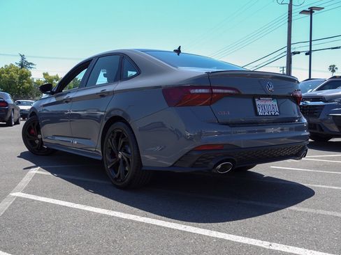 Used 2024 Volkswagen Jetta GLI Autobahn FWD image 7