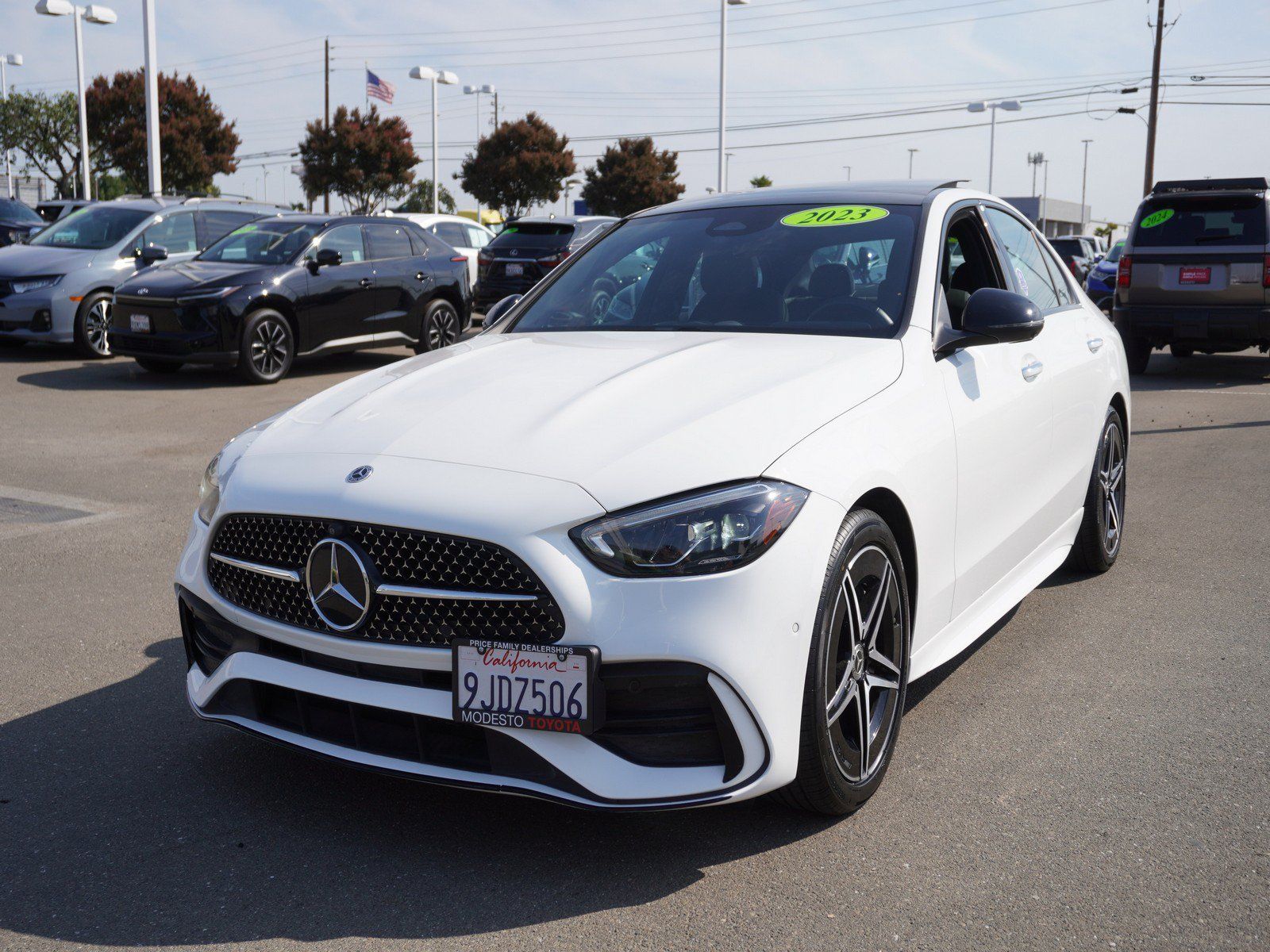 Used 2023 Mercedes-Benz C 300 Sedan image 5