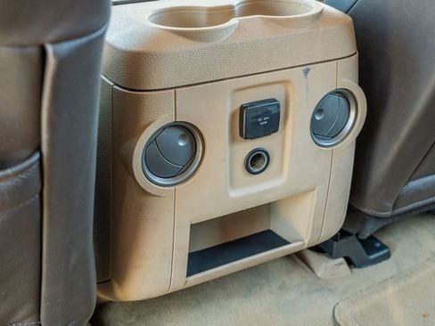 Used 2016 Ford F450 King Ranch w/ King Ranch w/Chrome Package image 37