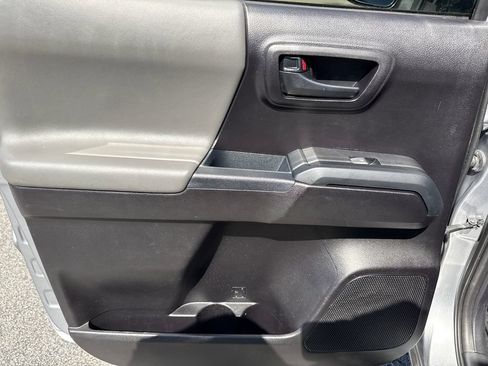 Used 2020 Toyota Tacoma SR w/ SR Convenience Package RWD image 20