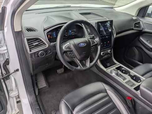 Used 2023 Ford Edge SEL AWD/4WD image 13