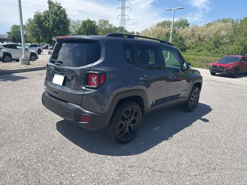 Used 2023 Jeep Renegade Altitude w/ Convenience Group I AWD/4WD image 17