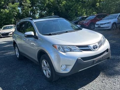 Used 2013 Toyota RAV4 XLE AWD/4WD image 12