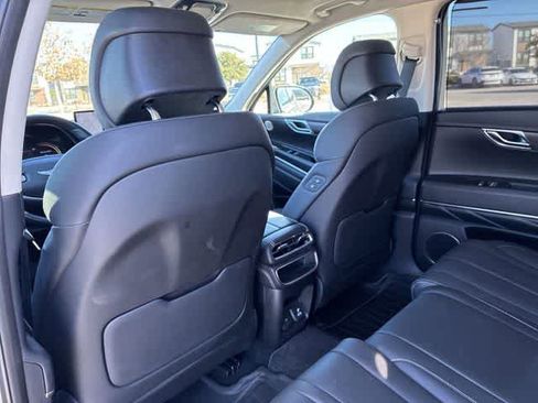 Used 2021 Genesis GV80 3.5T image 18