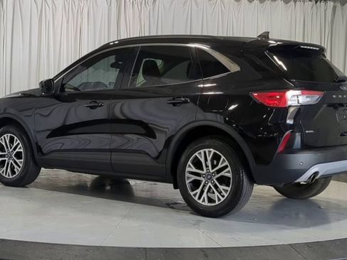 Used 2021 Ford Escape SEL w/ Technology Package AWD/4WD image 8
