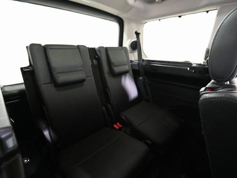 Used 2016 Land Rover LR4 HSE Silver Edition image 35