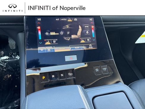 New 2026 INFINITI QX80 Luxe w/ Cargo Package image 18