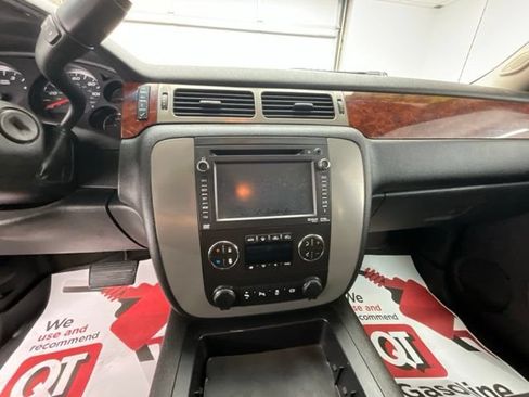 Used 2014 GMC Sierra 3500 SLT AWD/4WD image 7