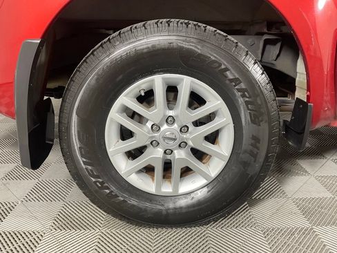 Used 2017 Nissan Frontier SV w/ SV Value Truck Package RWD image 10