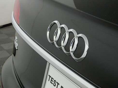 Used 2021 Audi Q5 2.0T Premium image 35