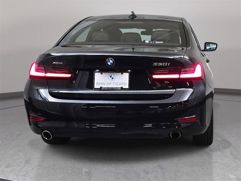 Used 2020 BMW 330i xDrive Sedan w/ Convenience Package image 7