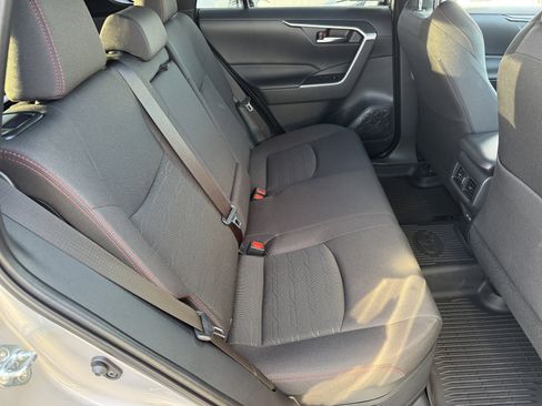 New 2025 Toyota RAV4 SE image 5