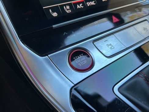 Used 2022 Audi RS 7 Sportback w/ Black Optic Package image 48