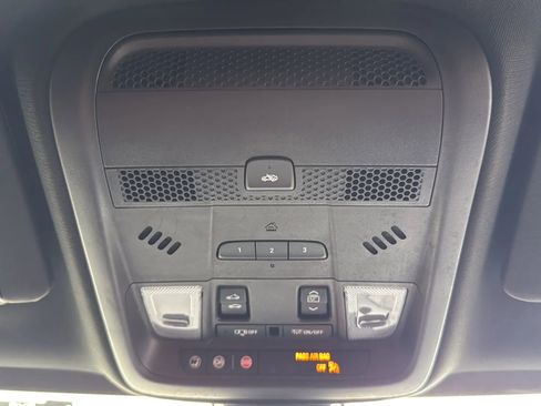 Used 2020 Cadillac XT5 Premium Luxury image 21