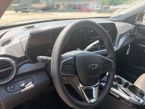 New 2026 Chevrolet Trax ACTIV w/ Driver Confidence Package FWD image 10