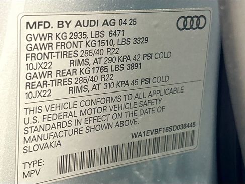 Used 2025 Audi Q8 Premium Plus w/ Premium Plus Package image 34