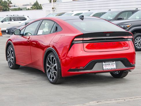 New 2026 Toyota Prius Plug-In Hybrid image 7