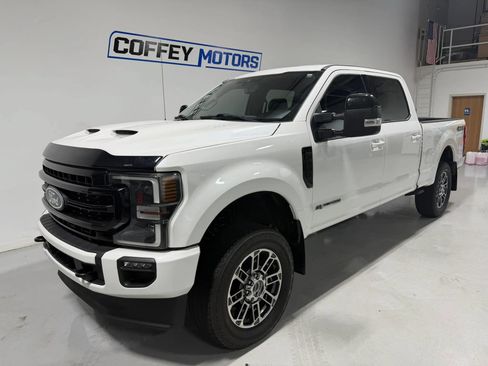 Used 2020 Ford F250 Lariat AWD/4WD image 2