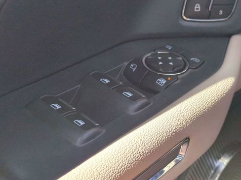 Used 2024 Ford Expedition Max Limited image 32