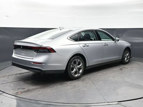 Used 2024 Honda Accord EX image 5