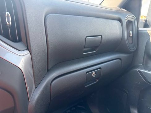 Used 2022 GMC Sierra 2500 Pro w/ Fleet Convenience Package AWD/4WD image 29
