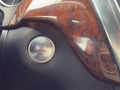 Used 2014 Mercedes-Benz GL 550 4MATIC image 88