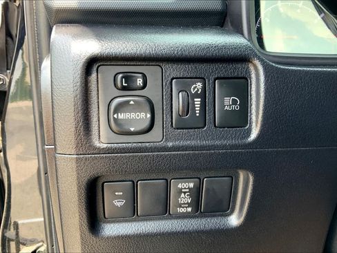 Used 2021 Toyota 4Runner SR5 RWD image 31
