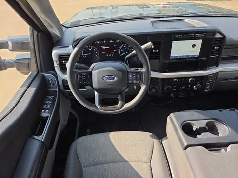 Used 2024 Ford F250 XL w/ STX Appearance Package AWD/4WD image 11