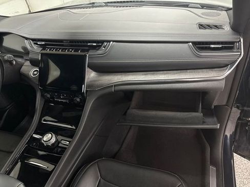 Used 2023 Jeep Grand Cherokee Overland w/ MOPAR Finishing Package image 22