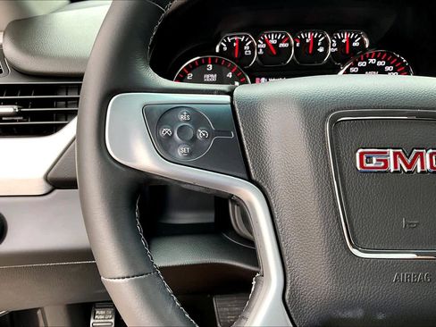 Used 2015 GMC Yukon SLE w/ Convenience Package RWD image 24