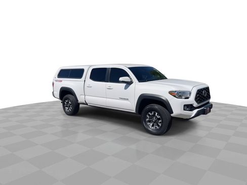 Used 2021 Toyota Tacoma TRD Off-Road AWD/4WD image 2