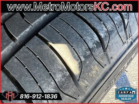 Used 2019 Chevrolet Equinox Premier image 12