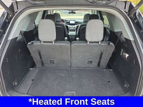 Certified 2022 Ford Explorer XLT w/ Equipment Group 202A image 17
