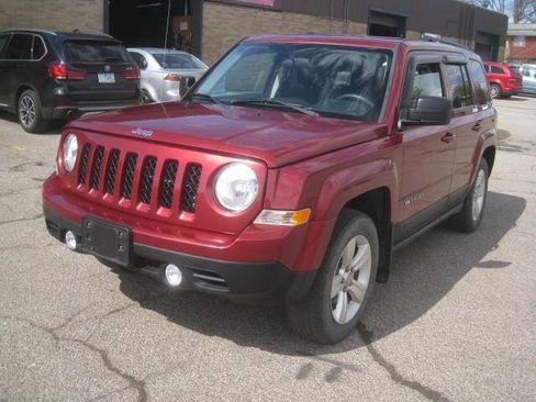 Used 2014 Jeep Patriot Sport w/ Power Value Group AWD/4WD image 1