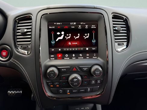 Used 2018 Dodge Durango SRT w/ SRT Interior Appearance Group AWD/4WD image 18