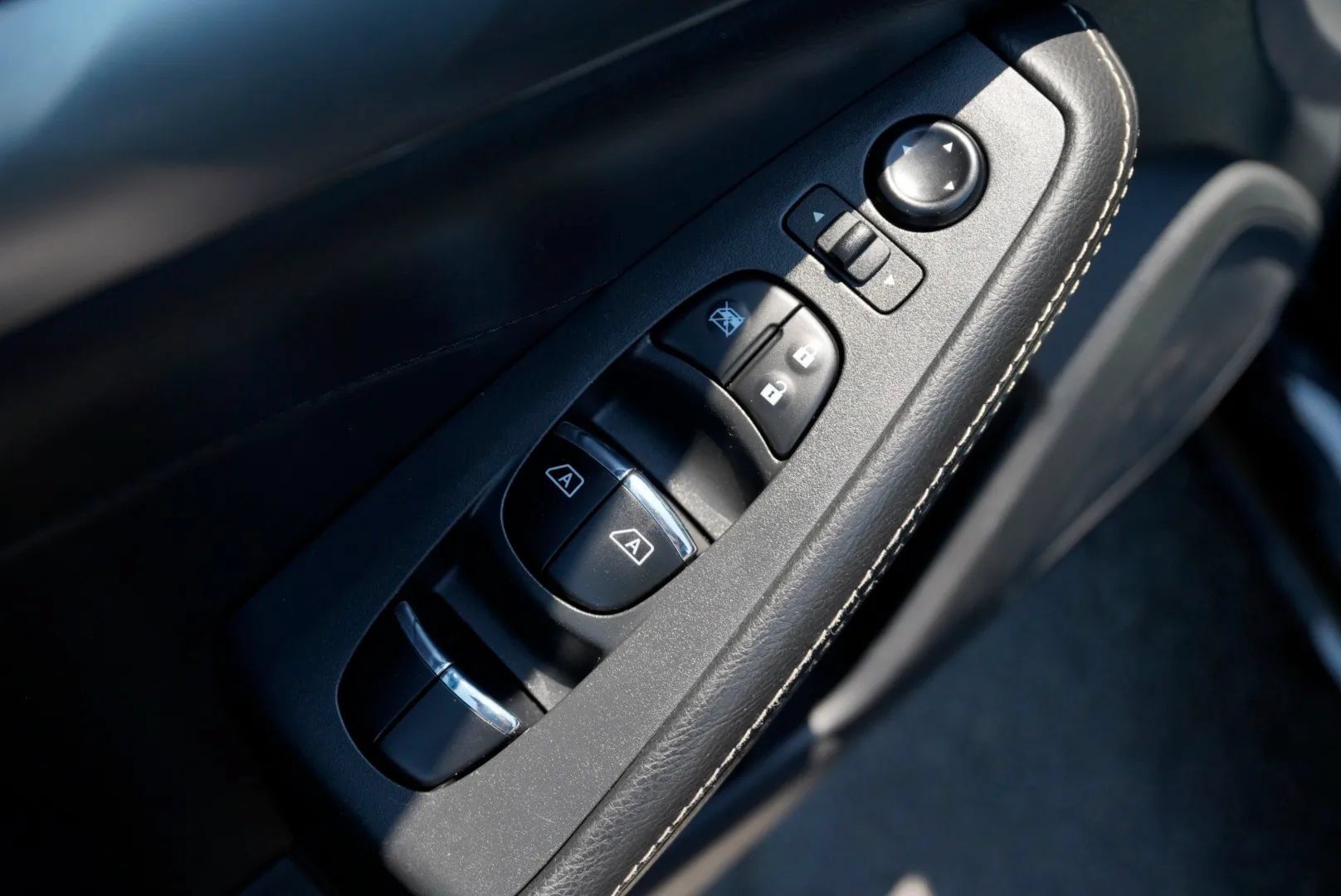 Used 2022 Nissan Maxima SV w/ Floor Mat Group FWD image 20