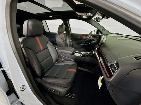 New 2026 Chevrolet Traverse RS image 33