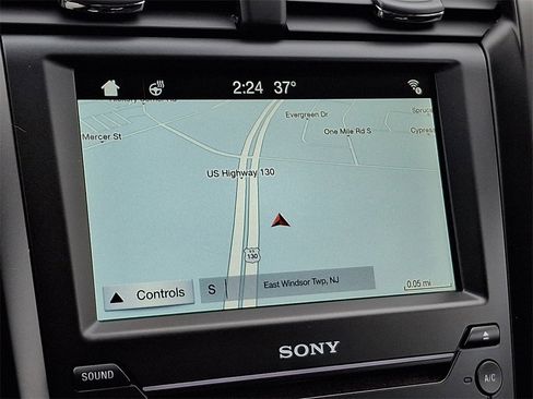 Used 2019 Ford Fusion Energi Titanium image 17