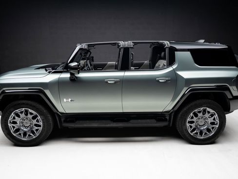 Used 2024 GMC Hummer EV 3X AWD/4WD image 19