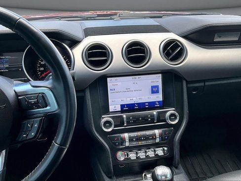 Used 2021 Ford Mustang GT Premium w/ Black Accent Package RWD image 9