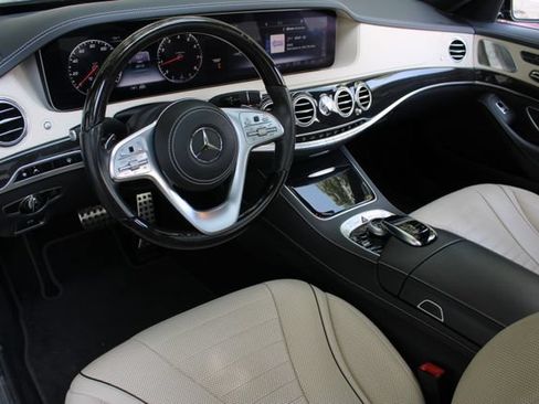 Used 2020 Mercedes-Benz S 560 Sedan w/ AMG Line Exterior image 9