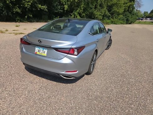 Used 2023 Lexus ES 350 w/ Premium Package FWD image 15