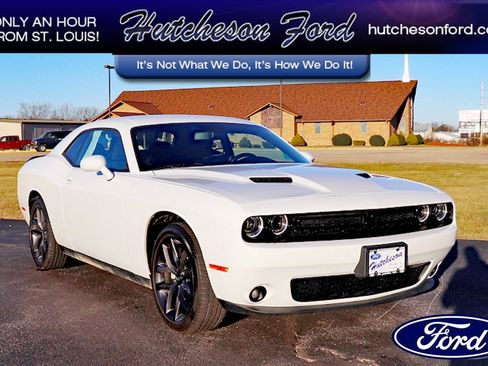 Used 2023 Dodge Challenger SXT w/ Blacktop Package image 1