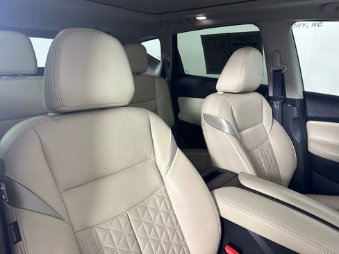 Used 2024 Nissan Murano Platinum w/ Cargo Package image 33