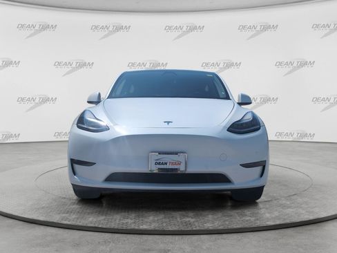 Used 2020 Tesla Model Y Long Range AWD/4WD image 2