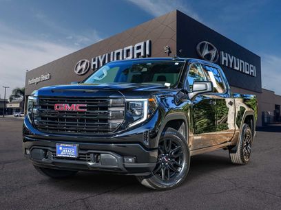 Used 2022 GMC Sierra 1500 Elevation
