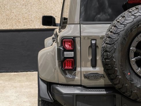 Used 2025 Ford Bronco Raptor w/ Interior Carbon Fiber Pack AWD/4WD image 49