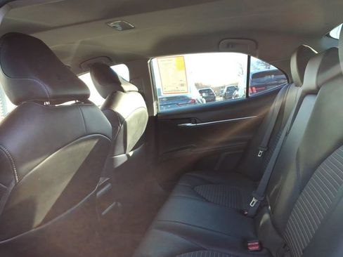 Used 2023 Toyota Camry SE image 21