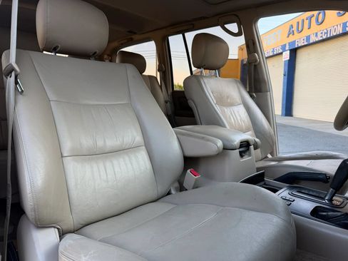 Used 2000 Toyota Land Cruiser AWD/4WD image 15